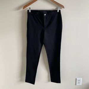 Size 4 New Banana Republic Black Skinny Leg Slacks
